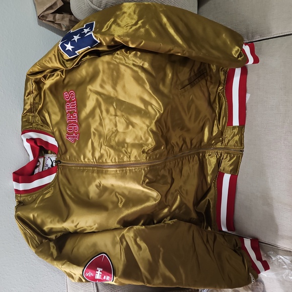 Mitchell and Ness Satin Gold San Francisco 49ers Heavyweight Jacket. XXL - Picture 2 of 16